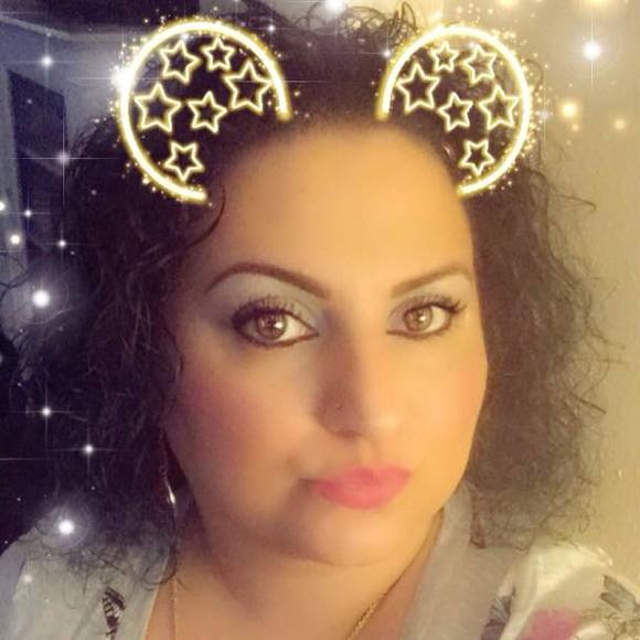 Meet your Posher, Ana - Picture 1 of 1